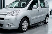 Peugeot Partner Tepee 2008-2018 гг. Боковые Подножки Tayga Black (2 шт., Алюминий) фото 1