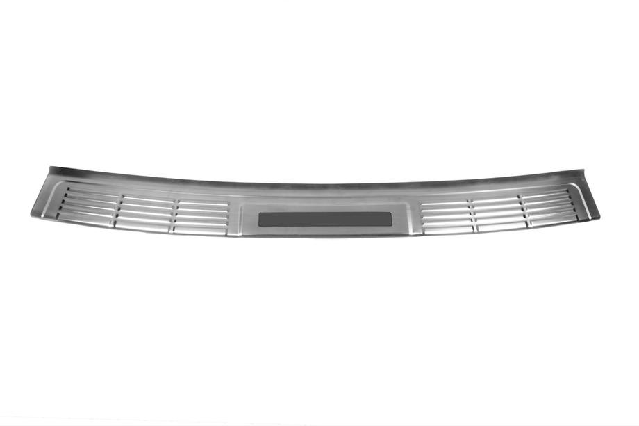 Toyota Land Cruiser 200 2007-2021 гг. Накладка на задний бампер 2016-2021 нержавейка Фото 5