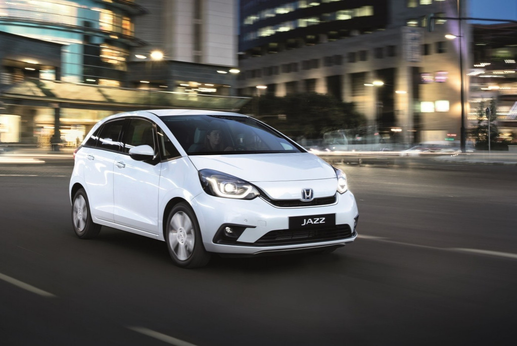 В Украине стартовали продажи гибридной модели Honda Jazz e:HEV