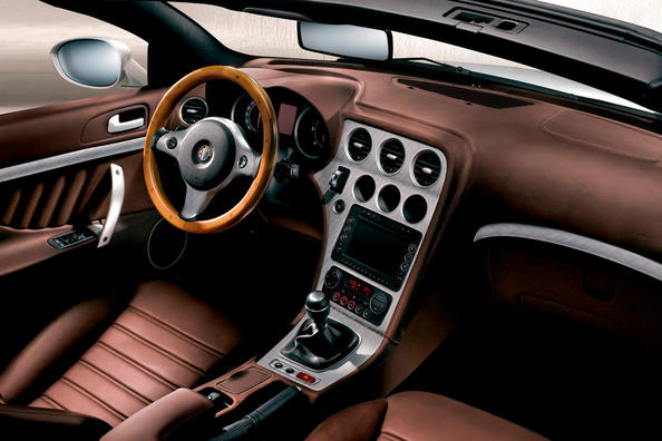 Тюнинг салона автомобиля и его особенности