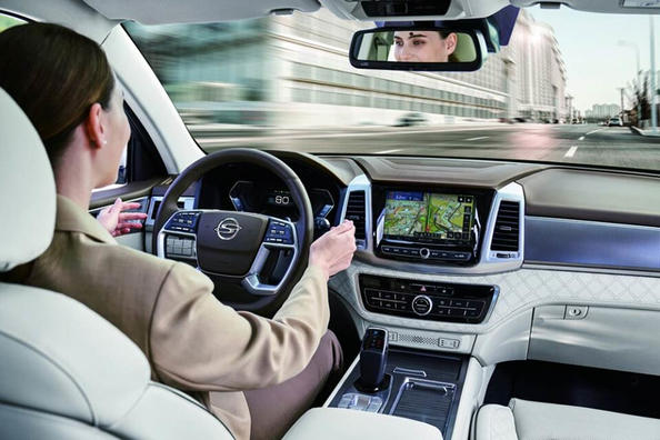 Опубликованы фото нового SsangYong Rexton фото 5