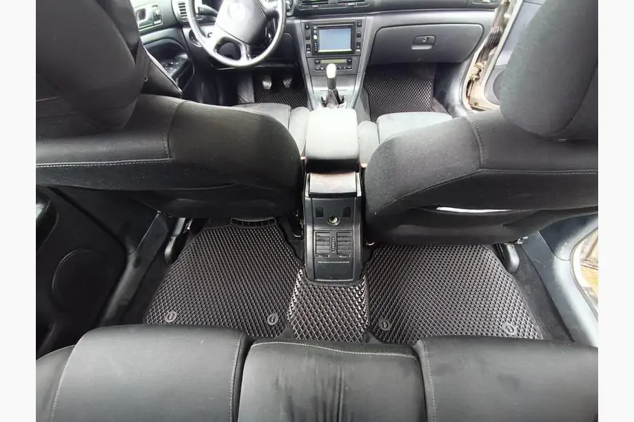 Skoda Superb 2001-2009 гг. Коврики EVA (черные)