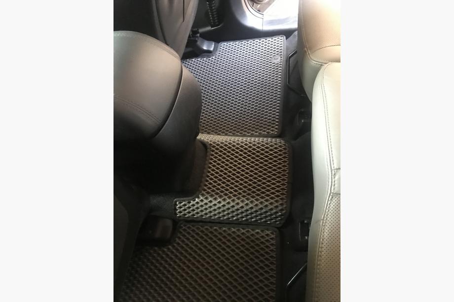 Hyundai Santa Fe 3 2012-2018 гг. Коврики 5 мест (EVA, Черные) Фото 6