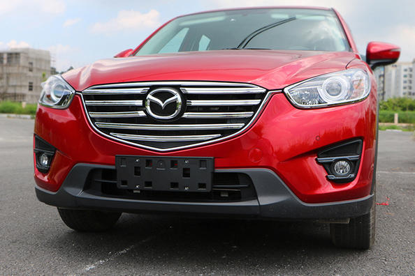 Хромированная накладка на решетку радиатора