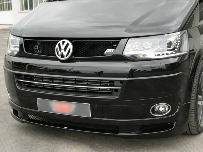 Передний бампер на Volkswagen T5 Transporter