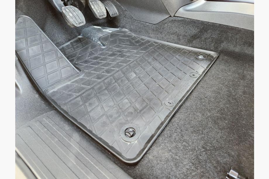 Резиновые коврики Stingray (4 шт, клипса CP2) Image