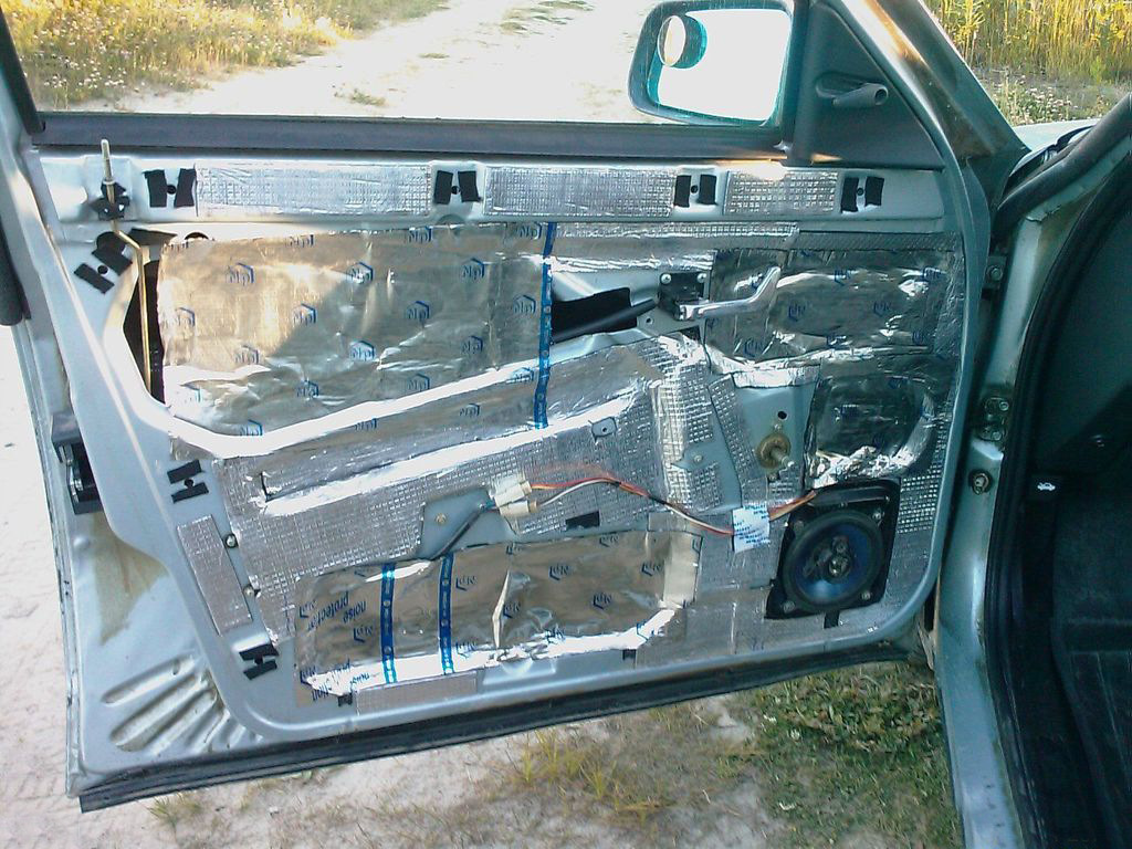 Шумоизоляция дверей ВАЗ 2110 своими руками