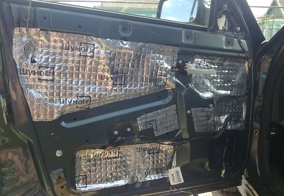 Шумоизоляция дверей Лада Приора своими руками