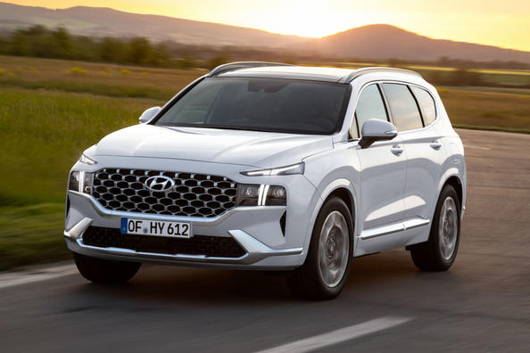 Обновленная версия кроссовера Hyundai Santa Fe уже в продаже