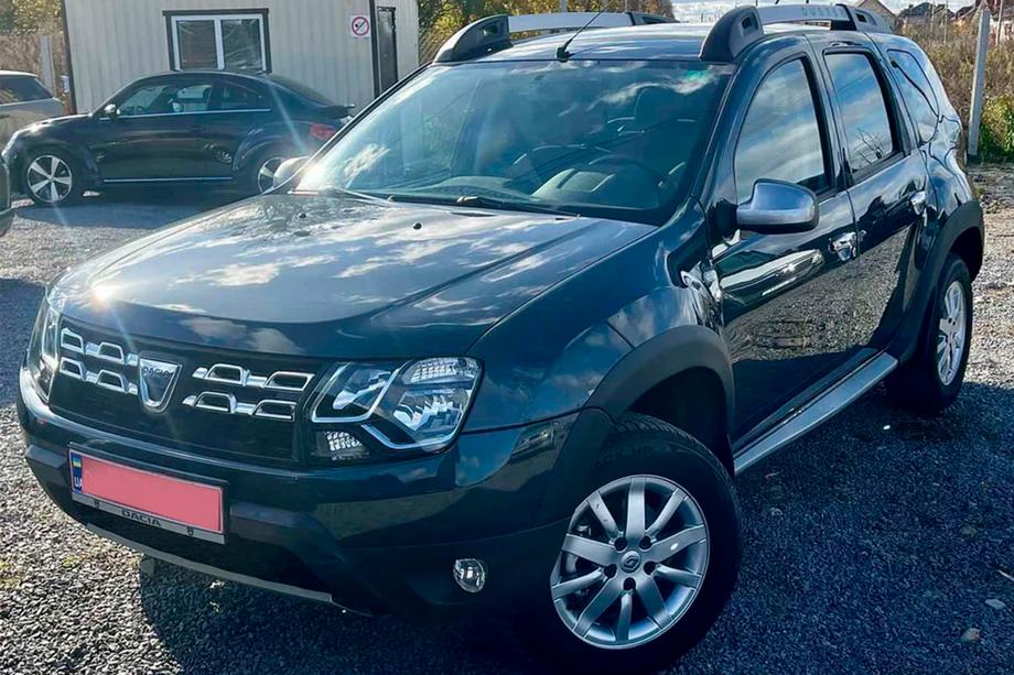 Dacia Duster 2008-2018 гг. Гладкие накладки на арки (8 шт, пластиковые) Фото 3
