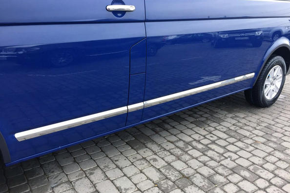 Молдинги на двери Volkswagen T5 Multivan