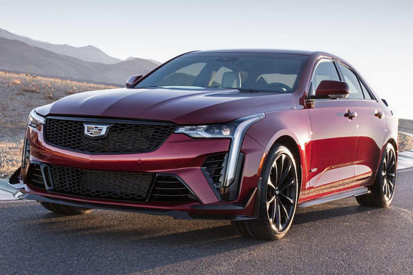 Cadillac CT4-V Blackwing: "заряженный" компактный седан с мотором на 479 "лошадей"