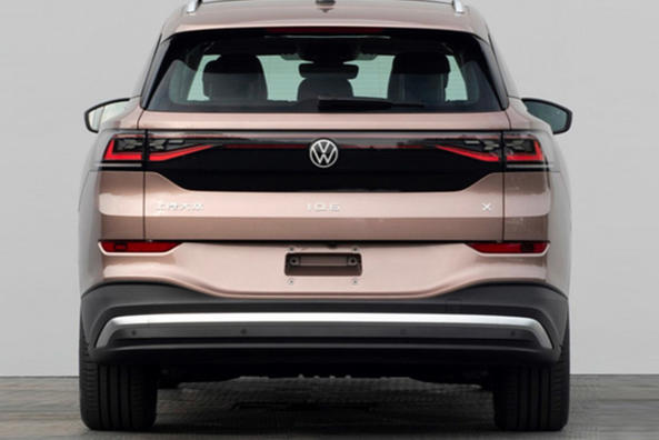 Готовится к дебюту самый большой электромобиль Volkswagen ID.6 X фото 3