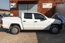 Volkswagen Amarok 2010-2022 гг. Ветровики с хромированным молдингом (4 шт, Niken) фото 6