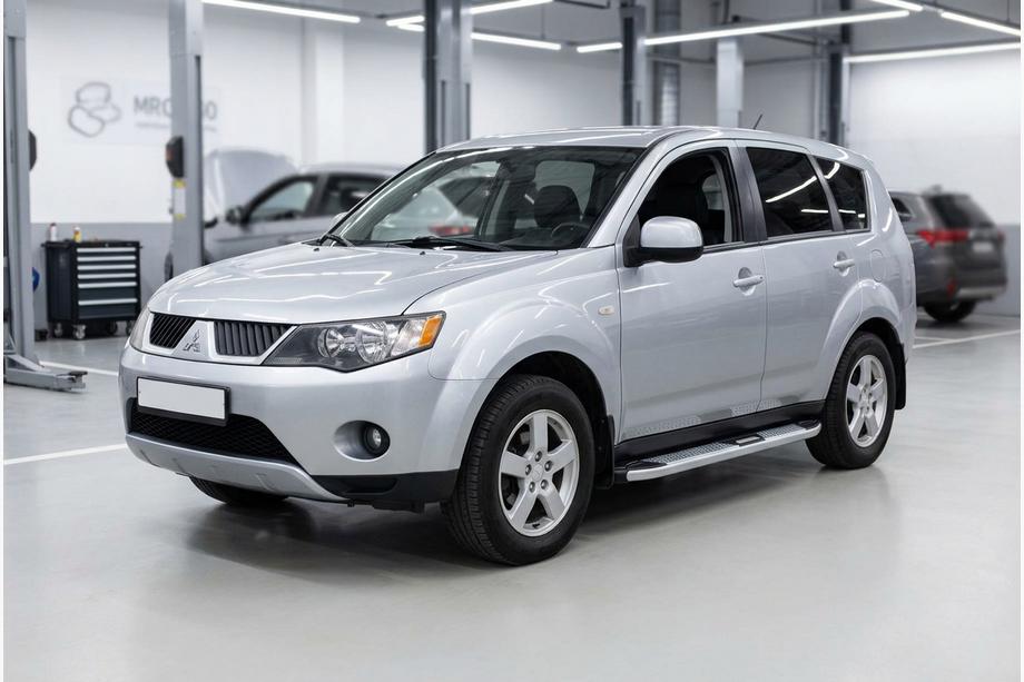 Mitsubishi Outlander 2006-2012 гг. Боковые Подножки Mevsim Grey (2 шт., Алюминий) Фото 1