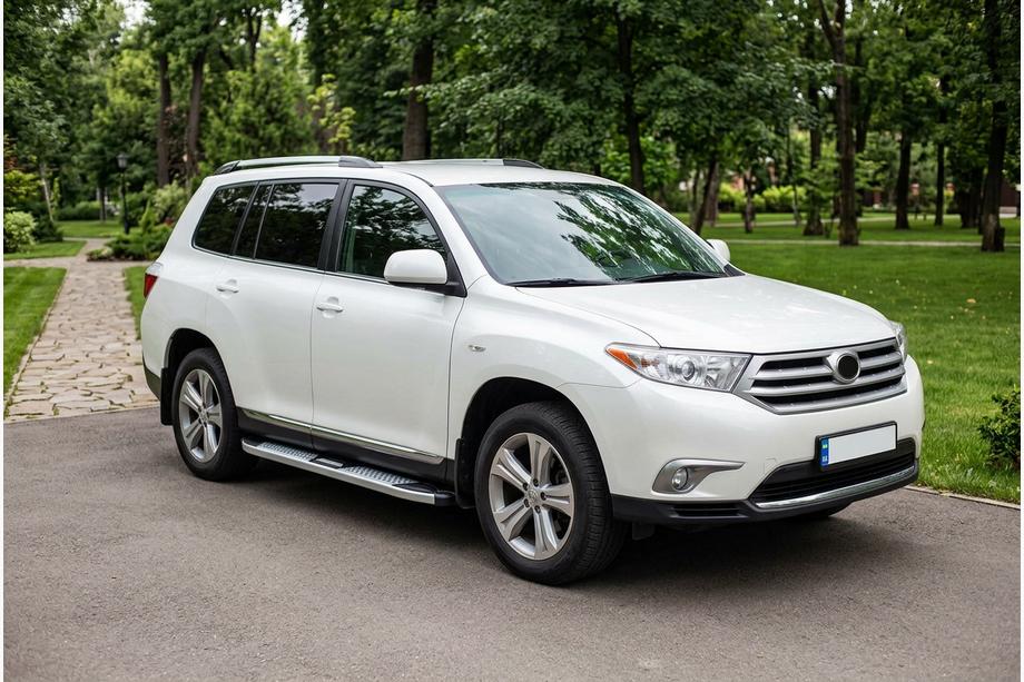 Toyota Highlander 2008-2013 гг. Боковые Подножки Mevsim Grey (2 шт., Алюминий) Фото 1