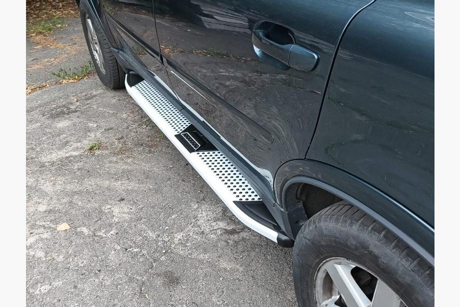Volvo XC90 2002-2014 гг. Боковые Подножки Mevsim Grey (2 шт., Алюминий) Image