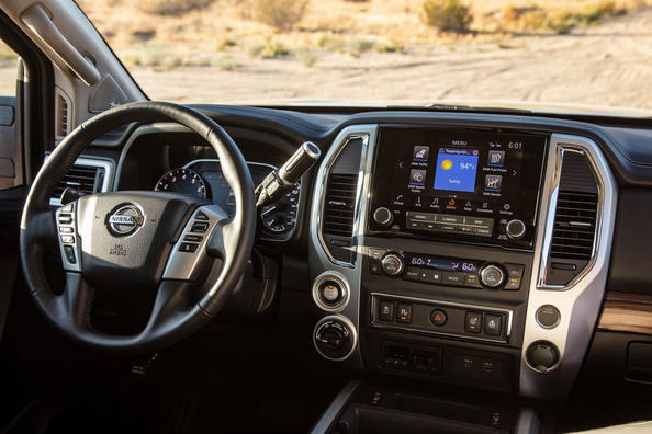 Обзор обновленного пикапа Nissan Titan фото 7