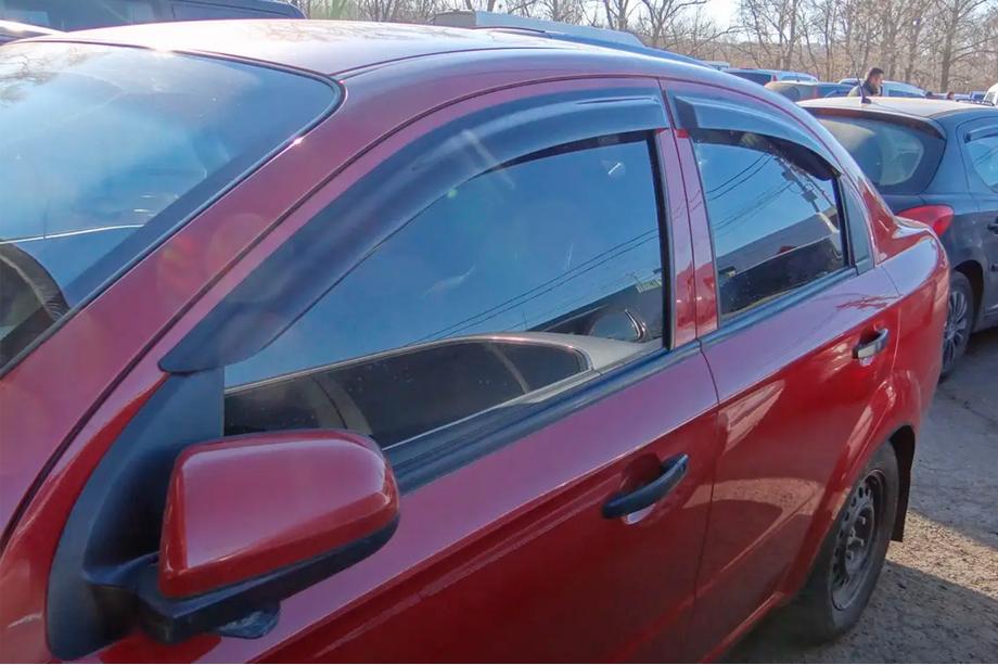 Chevrolet Aveo T200 2002-2008 гг. Ветровики SD (4 шт, HIC) Image