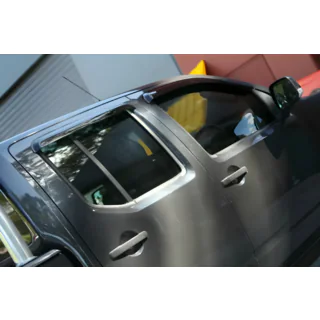 Ветровики на окна (4 шт, HIC) Nissan Navara 2006-2015 гг. фото 3