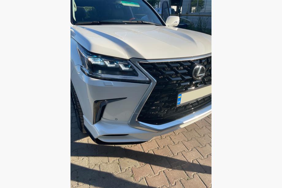 Lexus LX570/450d 2008-2022 гг. Комплект рестайлинга с модели 2008-2016 на TRD Sport (2021+) Фото 3
