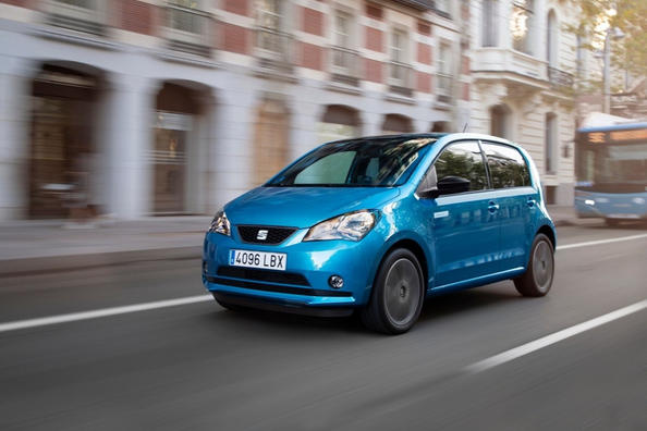 Обзор компактного электрического хэтчбека SEAT Mii Electric фото 4