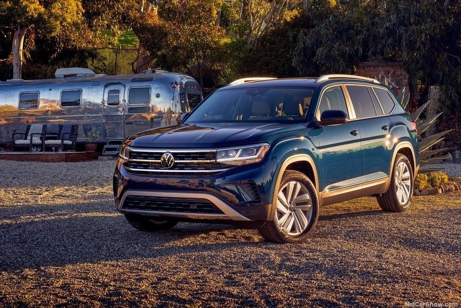 Обновленный семиместный кроссовер Volkswagen Atlas