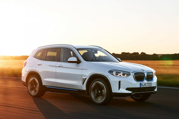 Обзор электрического кроссовера BMW iX3