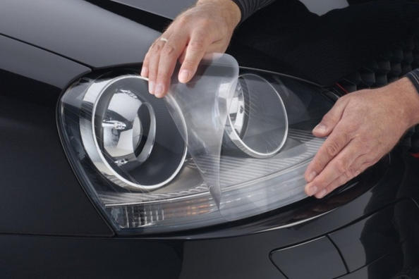 Защитная пленка на фары: плюсы и как выбрать