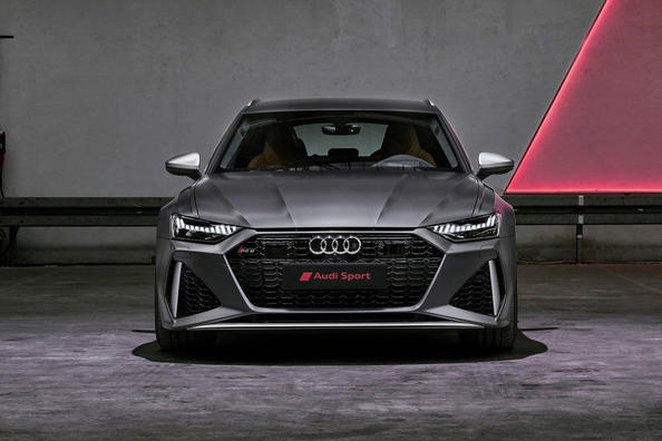 Обзор 600-сильного полноприводного универсала Audi RS6 Avant фото 6