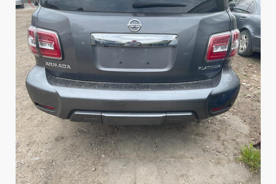 Nissan Armada 2016-2024 гг. Задние LED фонари (Оригинал, б/у, 2019 год) Фото 4