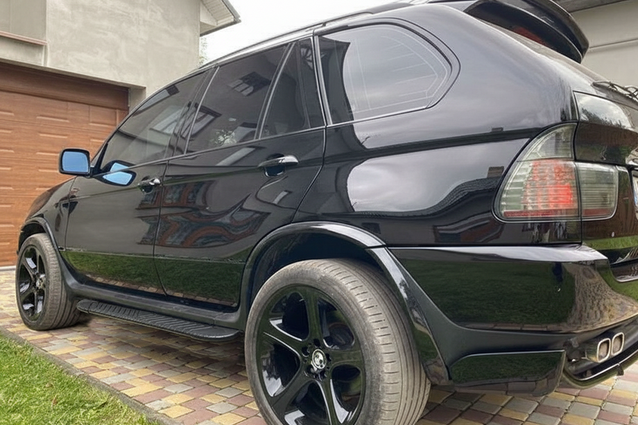 BMW X5 E53 1999-2006 гг. Боковые Подножки Bosphorus Black (2 шт, Алюминий) Image