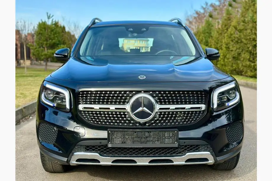 Mercedes GLB X247 2019- гг. Передняя решетка Diamond Silver (для Base 2019-2023) С местом под камеру
