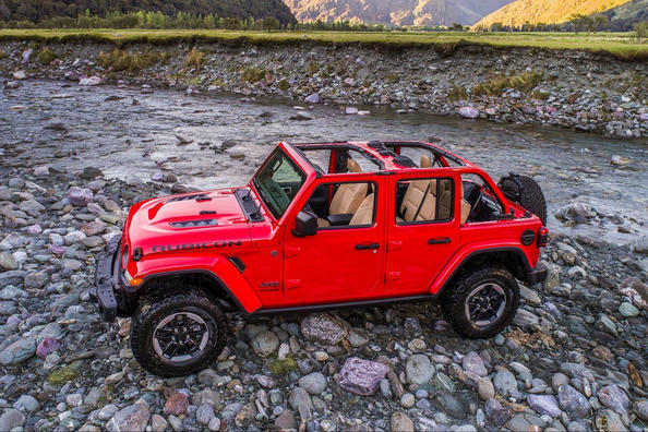 Обзор внедорожника Jeep Wrangler Unlimited четвертого воплощения фото 2