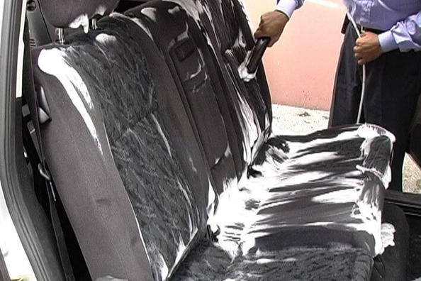 Чистка салона автомобиля своими руками