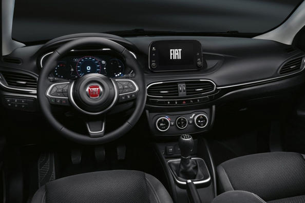 Обновленный пятидверный хэтчбек Fiat Tipo Hatchback фото 7