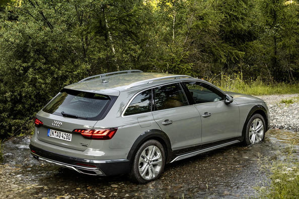 Обновленный универсал повышенной проходимости Audi A4 allroad quattro