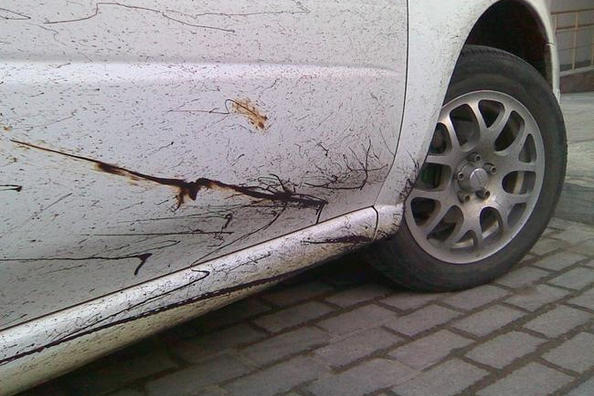 Как очистить машину от битума?