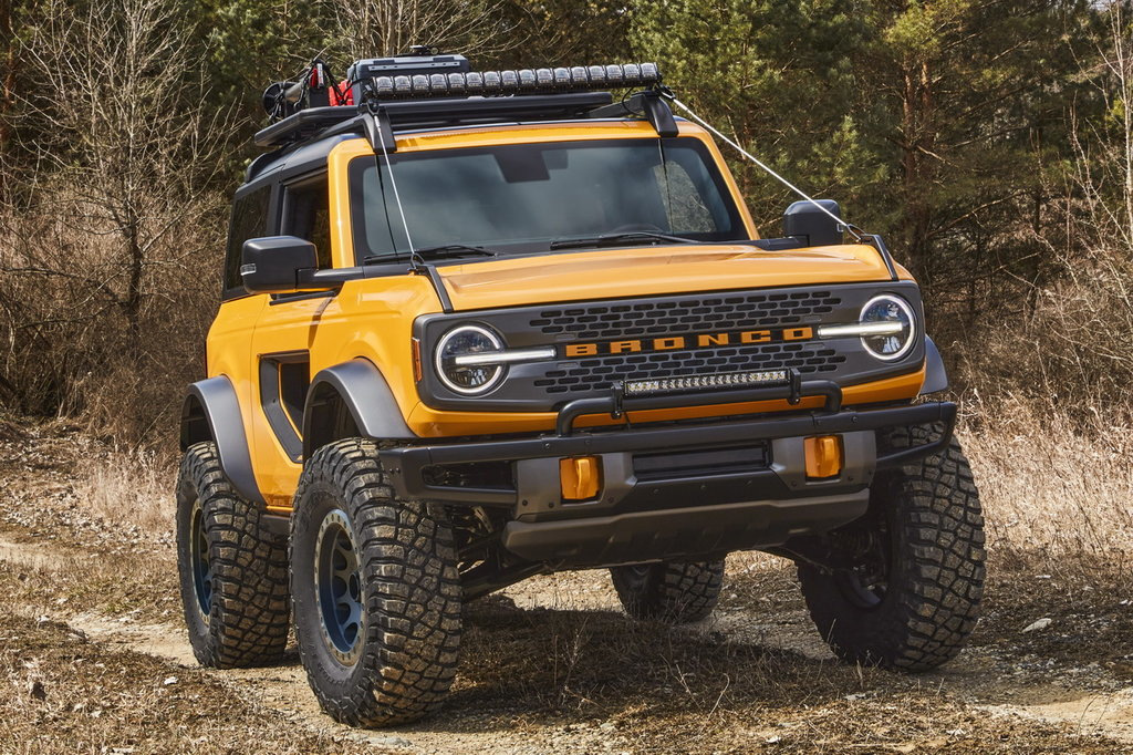 Обзор трехдверного внедорожника Ford Bronco