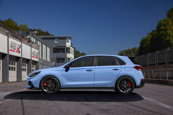 Обзор более производительной модификации хэтчбека Hyundai i30 N фото 3