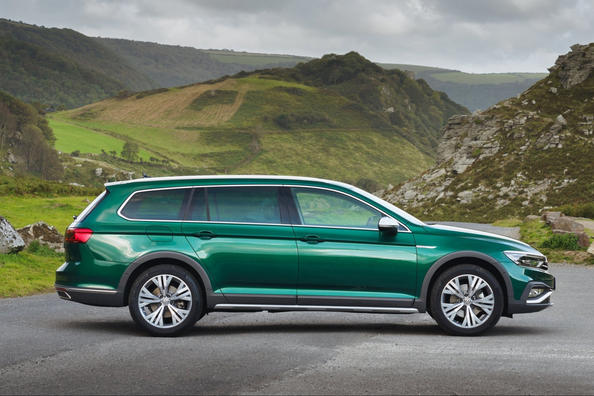 Обзор универсала повышенной проходимости Volkswagen Passat Alltrack фото 5