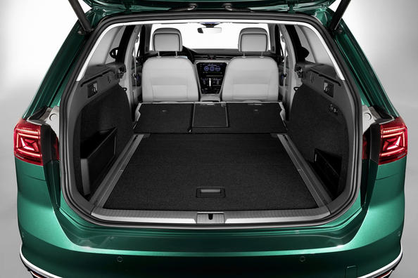 Обзор универсала повышенной проходимости Volkswagen Passat Alltrack фото 11
