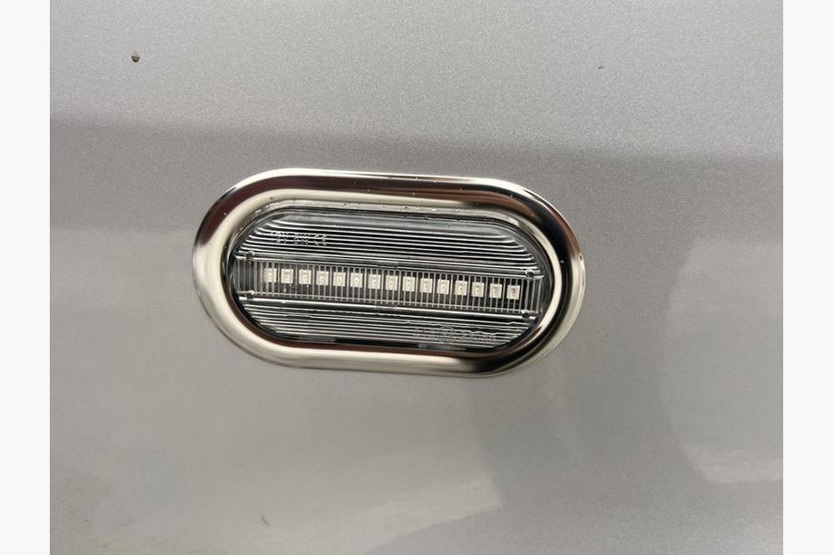 Хромированные Накладки на Поворотники OmsaLine (2 шт, Нержавейка) Image Хромированные Накладки на Поворотники OmsaLine (2 шт, Нержавейка) Image