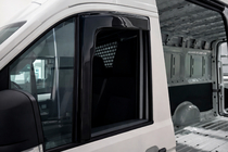 Volkswagen Crafter 2016- гг. Ветровики на окна (2 шт, HIC) фото 5