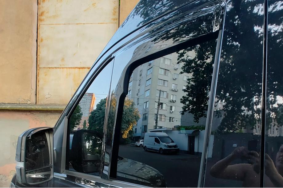 Volkswagen Crafter 2016- гг. Ветровики на окна (2 шт, HIC) Фото 3