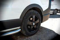 Renault Trafic 2015- гг. Расширители арок (6 шт, черные, ABS) фото 13