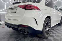Mercedes GLE W167 2018- гг. Задний диффузор GLE63 AMG (с насадками Black) фото 1