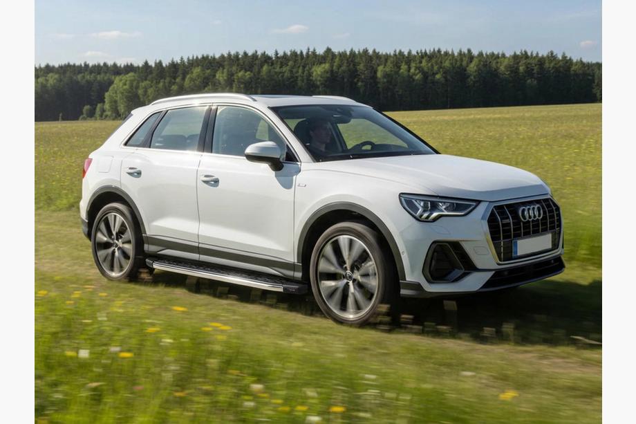 Audi Q3 2019- гг. Боковые Подножки BlackLine (2 шт., Алюминий) Image