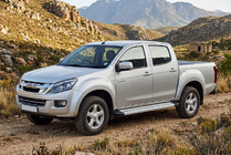 Isuzu D-Max 2011-2019 гг. Боковые Подножки Maya V2 (2 шт., Алюминий) фото 1