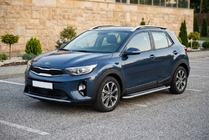 Kia Stonic 2017- гг. Боковые Подножки Maydos V2 (2 шт., Алюминий) фото 1